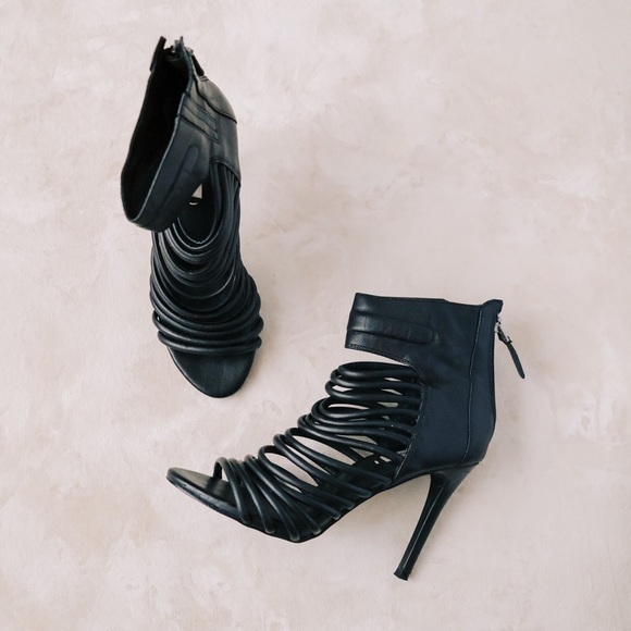 Guess Conny Sandal Heels - Picture 5 of 8